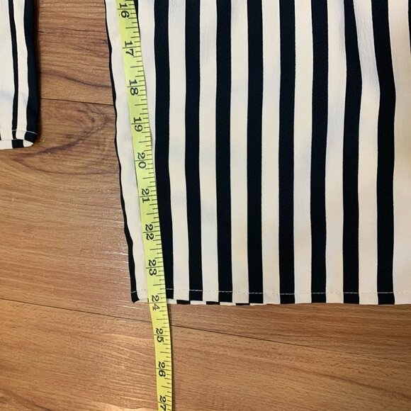 REVOLVE AMUSE SOCIETY Black Stripe Crop Trousers - Picture 14 of 16